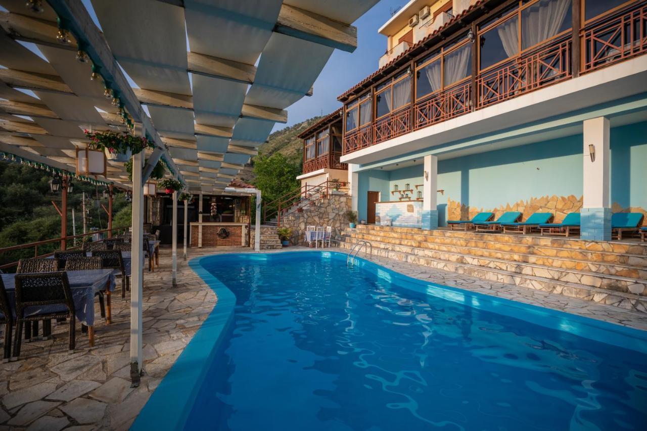 Hotel Panorama Himare Exteriör bild