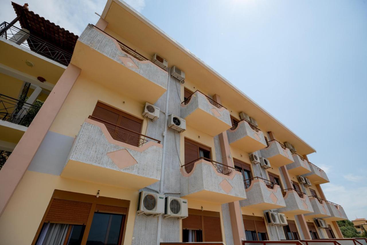 Hotel Panorama Himare Exteriör bild