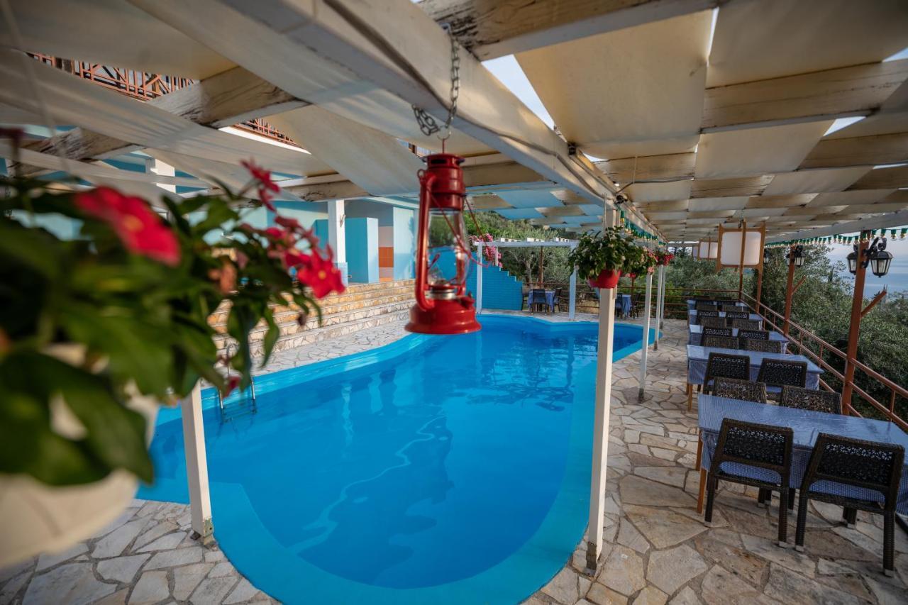 Hotel Panorama Himare Exteriör bild