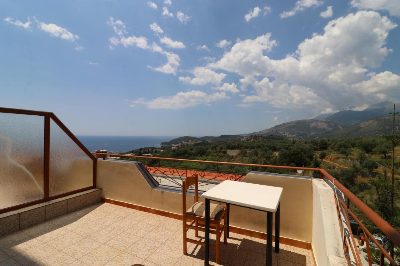 Hotel Panorama Himare Exteriör bild