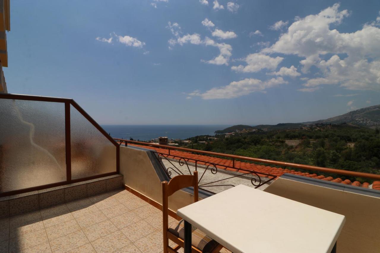 Hotel Panorama Himare Exteriör bild